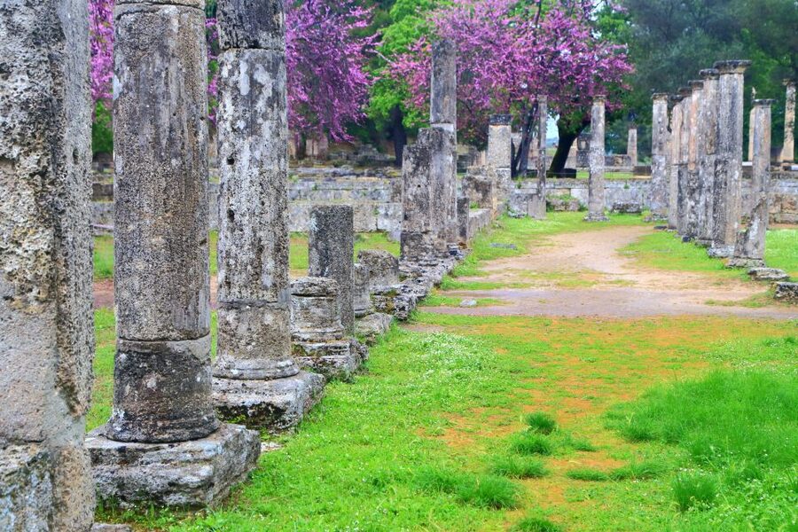 3-Day Ancient Greek Archaeological Sites Tour from Athens - Day two: Olympia and the road to Delphi