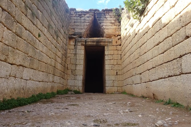 4-Day Classical Greece Tour: Epidaurus, Mycenae, Olympia, Delphi, Meteora - Day four: Meteora and Thermopylae