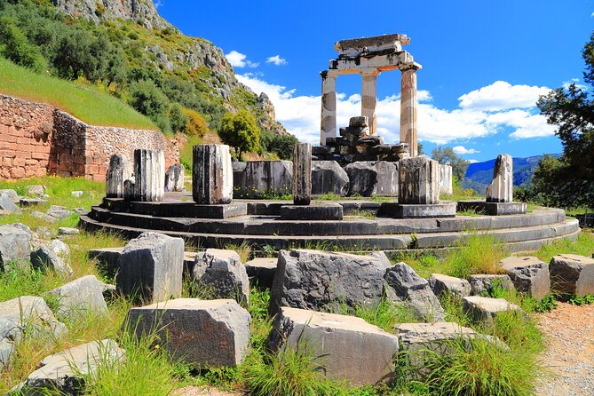 4-Day Greece Highlights Tour: Epidaurus, Mycenae, Olympia, Delphi and Meteora - What this four-day route really covers