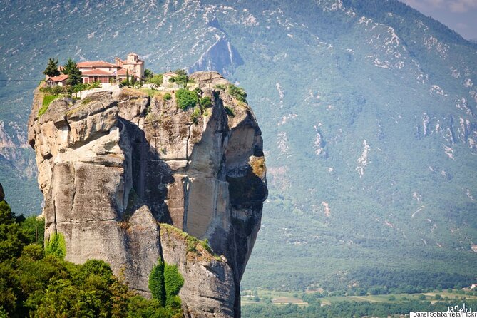 4day Spanish tour in Epidaurus Mycenae Olympia Delphi and Meteora - Hotels, meals, and what is not covered