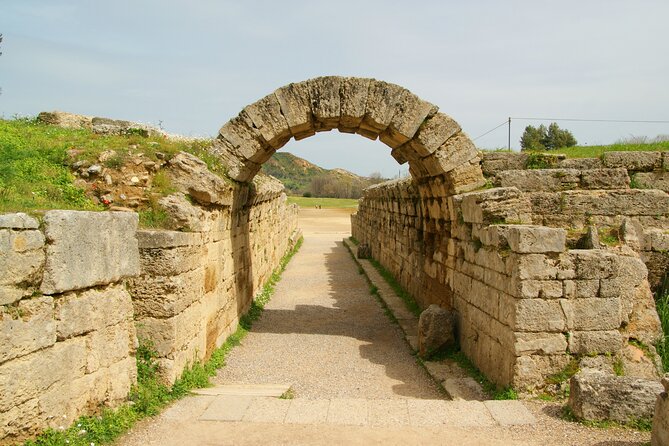 4day Spanish tour in Epidaurus Mycenae Olympia Delphi and Meteora - The real tradeoff: more Greece, less free time
