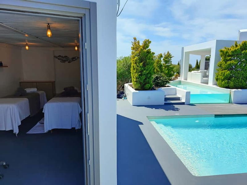 Akrotiri: Aromatherapy Couples Massage - What Happens When You Arrive at Presidential Suites