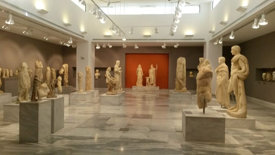 Archaeological Museum of Heraklion: Guided Walking Tour - Should you book it?