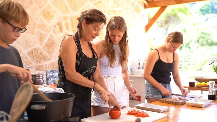 Argassi: Zakynthian Culture & Greek Cooking Class with Lunch - Saturday’s vegetarian Zakynthian comfort food