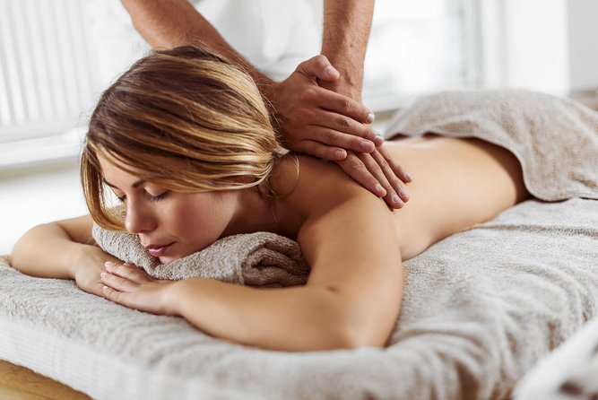 Aroma Massage - Enjoy a complete Spa experience from the comfort of your room - Why an in-room massage makes sense in Athens