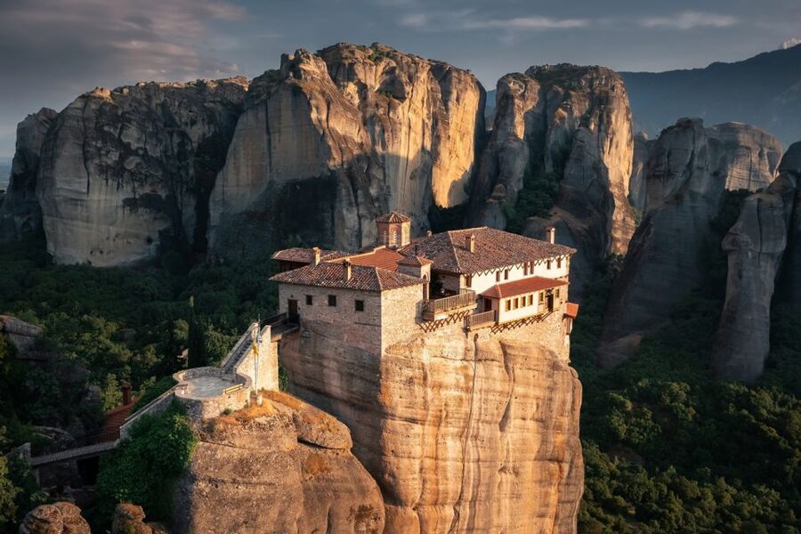 Athens: 2 Days in Meteora with 2 Guided Tours and Hotel Stay - Key points to know before booking
