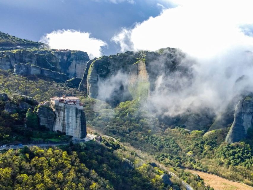 Athens: 2 Days in Meteora with 2 Guided Tours and Hotel Stay - How much free time will you have in Kalabaka?