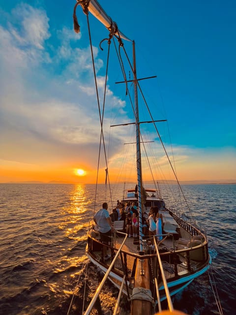 Athens: 3-Hour Sunset Cruise with Swim Stop, Snacks & Drinks - Key points to know before booking