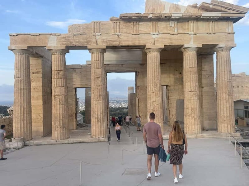 Athens: Acropolis and Parthenon Guided Walking Tour - Heat, hills, and what to bring