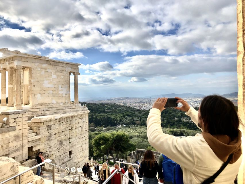 Athens:Acropolis - Historical Center Walking Tour in Spanish - Tower of the Winds and Mitropolis