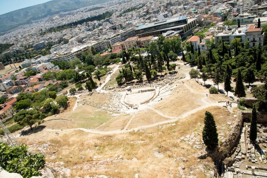 Athens: Acropolis, Parthenon & Acropolis Museum Guided Tour - The guides and the style of storytelling