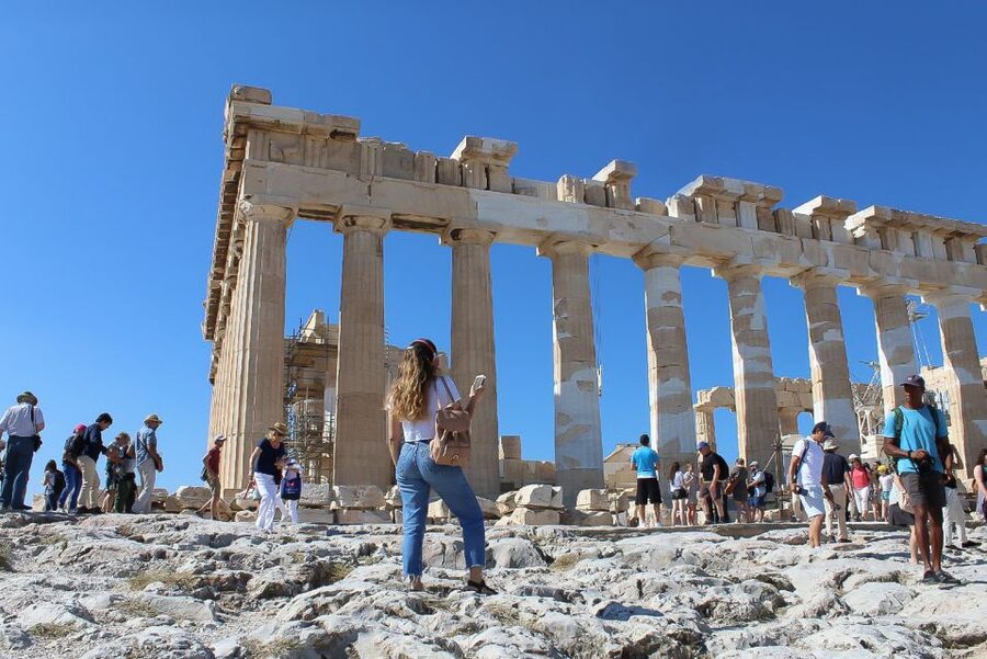 Athens: Acropolis Ticket with Multilingual Audio Guide - The bonus Athens city-center audio tour