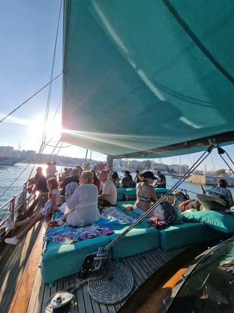 Athens: Agistri, Metopi & Aegina Cruise with Meals & Drinks - Aegina: pistachios, seaside streets, and ancient remains