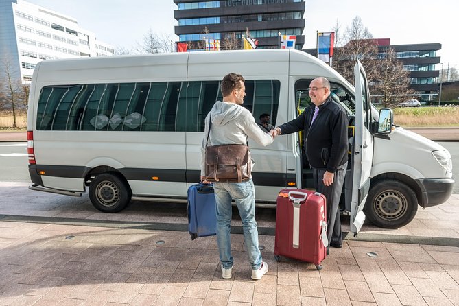 Athens Airport Arrival Transfer to Hotels or Addresses in Athens - The one-hour waiting allowance