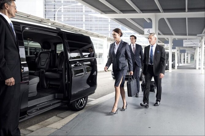 Athens Airport to Athens Hotels Private Arrival Transfer - The drivers who earned the strongest praise