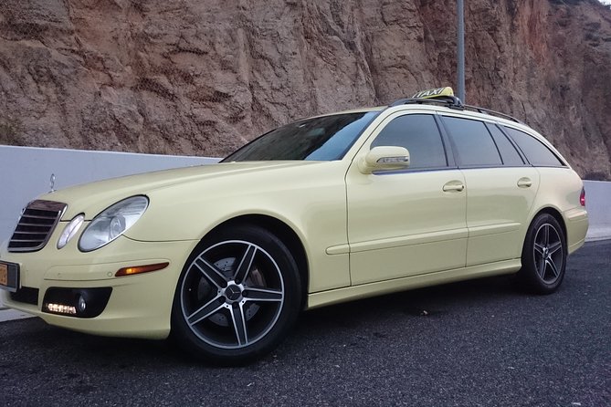 Athens Airport to Piraeus Cruise Terminal- Transfer By Mercedes E Class Wagon - Meeting your driver inside the airport