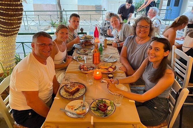Athens at Night Small-Group Walking Tour with Dinner - Why Athens at night works so well