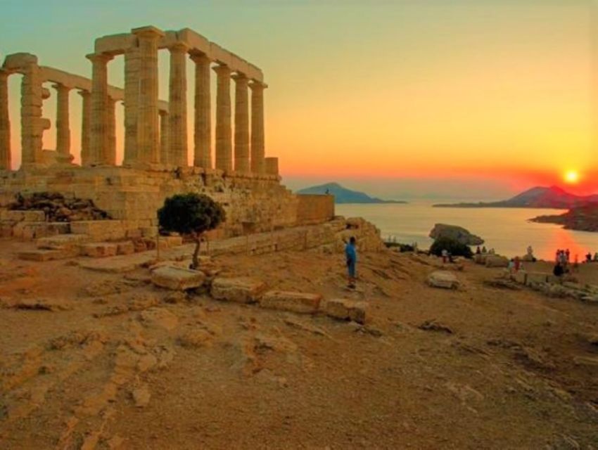 Athens: Athenian Riviera Private Tour by Van - Piraeus, Mikrolimano, and Flisvos Marina