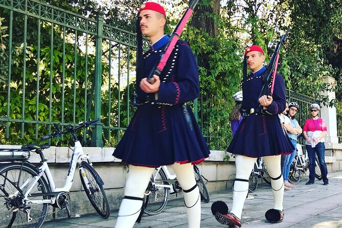 Athens by E-Bike: Monuments, Food & Transfers (Cruise Tour) - From Piraeus to the first Athens sights