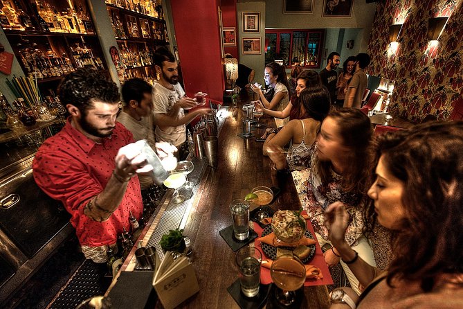 Athens by Night: Small Group Sightseeing with Drinks and Food Tasting - Why this works well on your first night