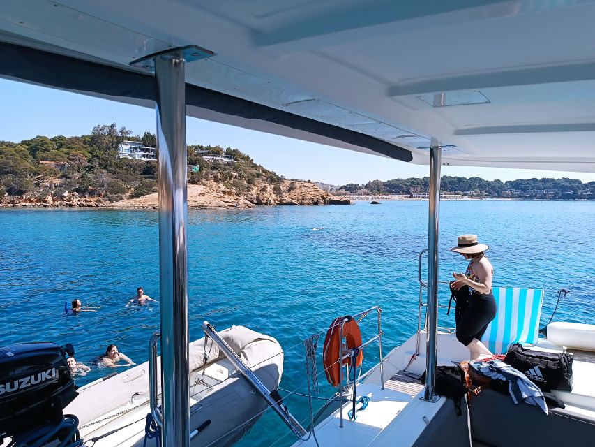 Athens: Catamaran Cruise with Fresh Lunch and Wine - Sailing back toward Alimos Marina