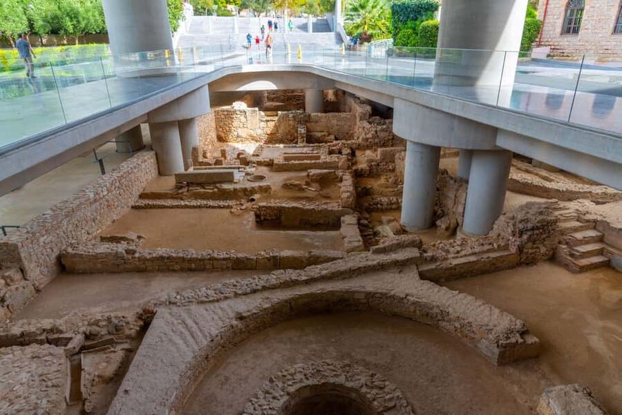 Athens:City Pass with Acropolis, Museums, Hop-On Hop-Off Bus - The digital pass needs careful handling