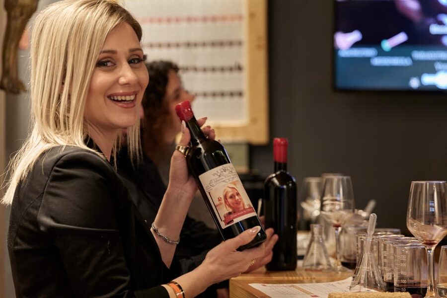 Athens: Create Your Own Wine-Workshop under the Acropolis - Key points at a glance