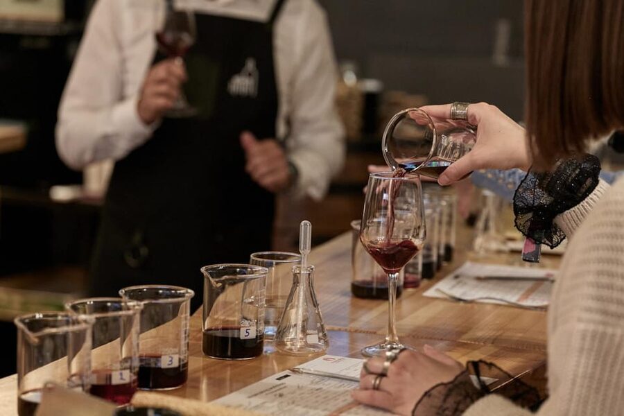Athens: Create Your Own Wine-Workshop under the Acropolis - Practical details before you reserve
