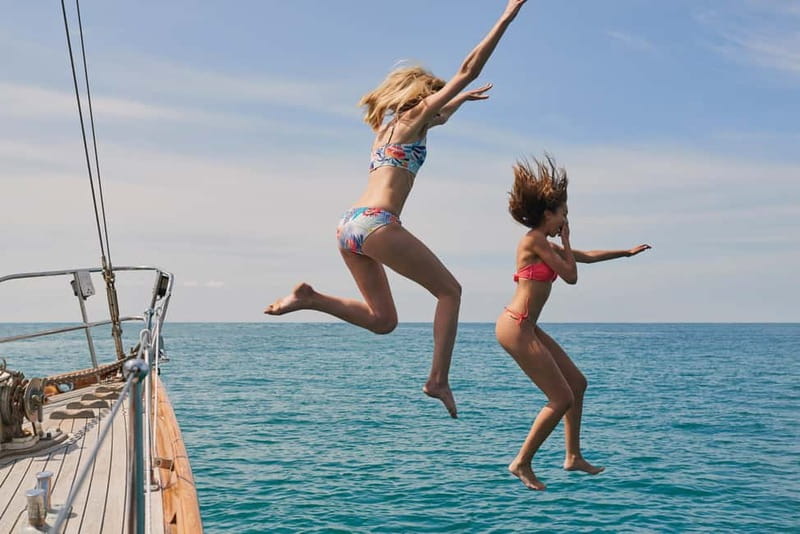 Athens: Cruise to Agistri, Moni & Aegina with Lunch & Drinks - Agistri: Green Hills and a Short Island Taste