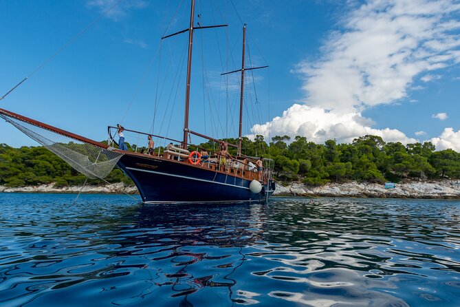 Athens Day Cruise: 3 Islands Tour in the Saronic Gulf with Lunch - The long ride home to Marina Zeas