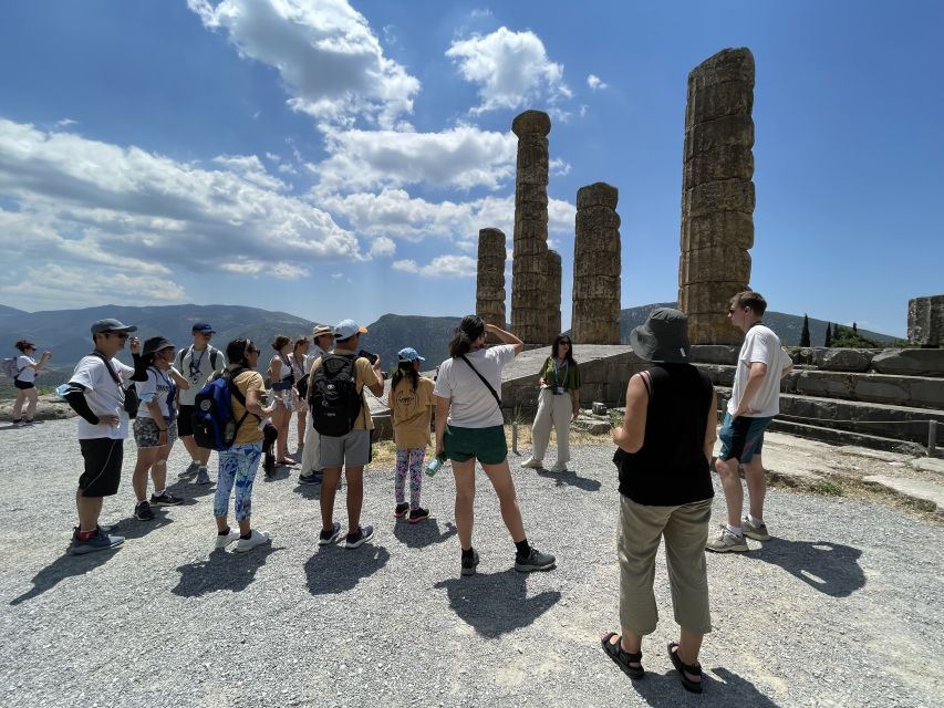 Athens: Delphi Guided Trip with Optional Lunch and Entry - Arachova for lunch and mountain air
