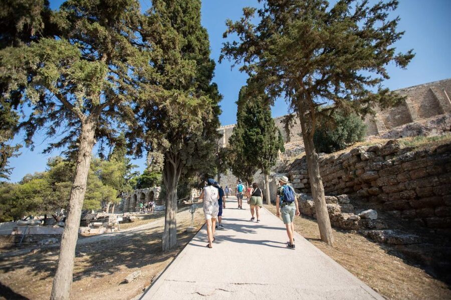 Athens: Early Morning Guided Tour to Acropolis and Museum - The Erechtheion and its famous porch