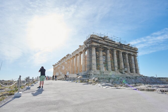 Athens Full Day Private Tour - Koukaki lunch with gyros and baklava