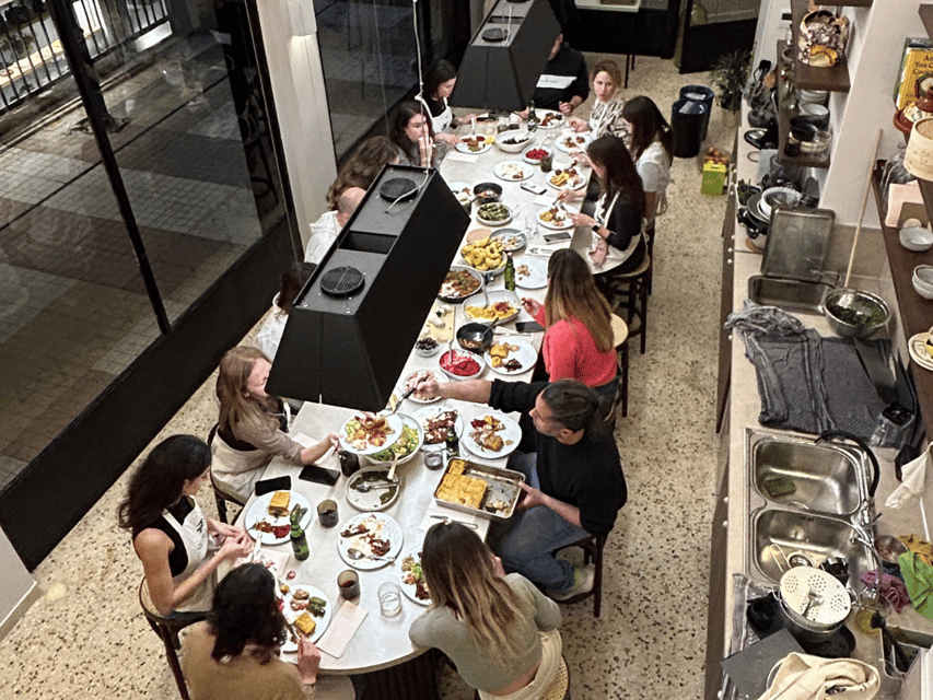 Athens: Greek Cooking Class with Meal and Drinks - Who should book this experience