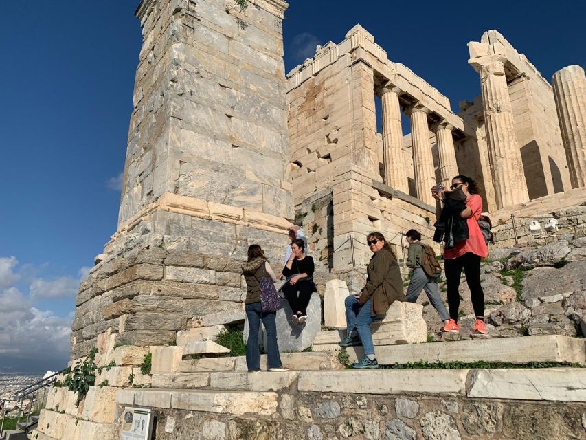 Athens: Guided Tour of Acropolis & Parthenon with Tickets - What the two-hour route really covers
