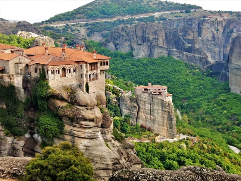 Athens: Guided Tour to Meteora Monasteries & Hermit Caves - Key points to know before booking