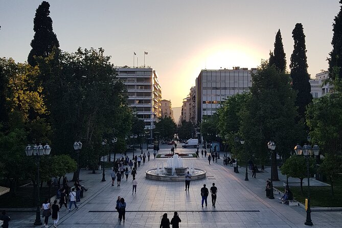 Athens Highlights Evening Tour with Dinner - Small Group Tour - What dinner is really like