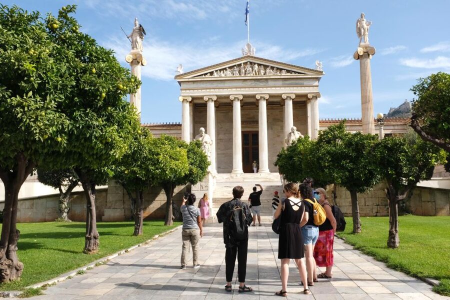 Athens: History of Rebellion Walking Tour - Maelle’s guiding style and the value of a small group