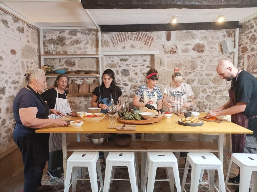 Athens: Kerameikos Stone House Cooking Class - Who should book this experience?