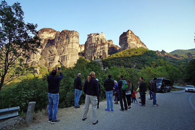 Athens: Meteora Monasteries, Hermit Caves Tour with Pickup - Badovas hermit caves and the quieter side of Meteora