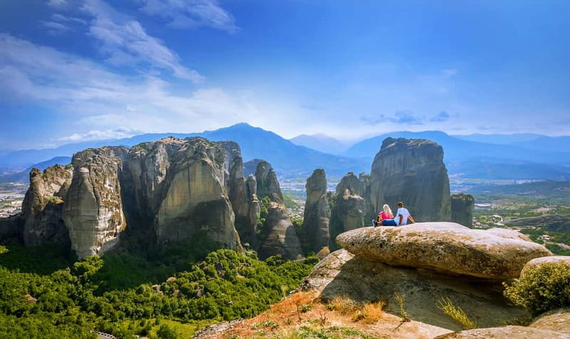 Athens: Meteora Tour with Local Guide and Greek Lunch - Why Meteora is worth the long ride from Athens