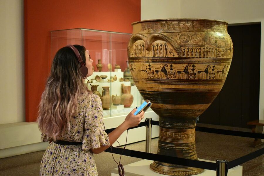 Athens: National Archaeological Museum Ticket & Audio Guide - How the smartphone audio tour works