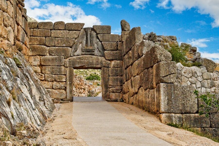 Athens: Peloponnese Highlights Day Trip and V.R. Audio Guide - Early pickup from central Athens