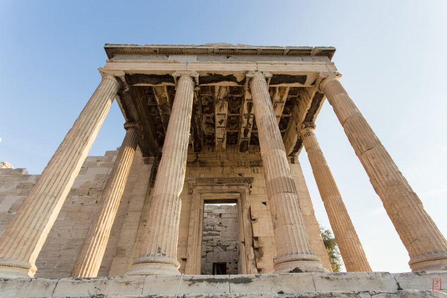 Athens: Private Guided Skip-the-Line Tour of the Acropolis - Heat, stone, and the practical side of the walk