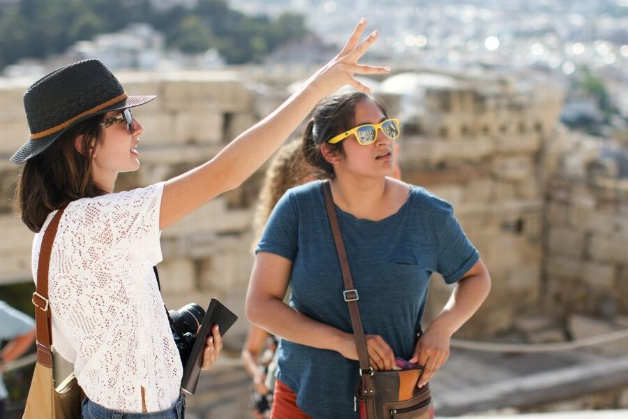 Athens: Private Guided Skip-the-Line Tour of the Acropolis - The Acropolis in 90 focused minutes