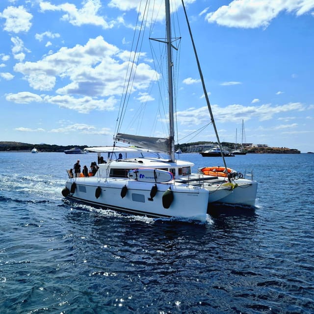 Athens: Riviera Catamaran Tour with Fresh Meal and Drinks - Asteras Bay: calm water and a proper swim