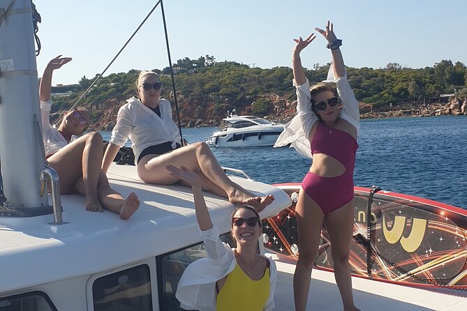 Athens Riviera Catamaran tour with fresh Meal Drinks and Swimming - Practical advice before you go