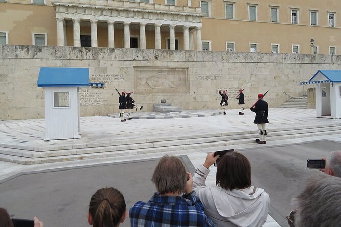 Athens Social and Political Walk - Isaac’s teaching style and the value of questions