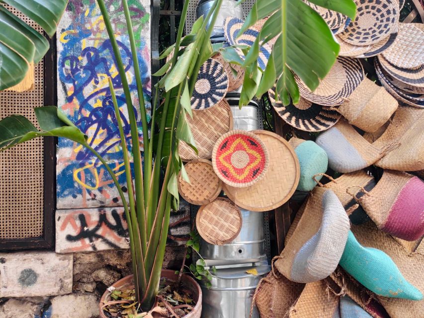 Athens: Street Food Tasting Tour - Souvlaki with beer or wine