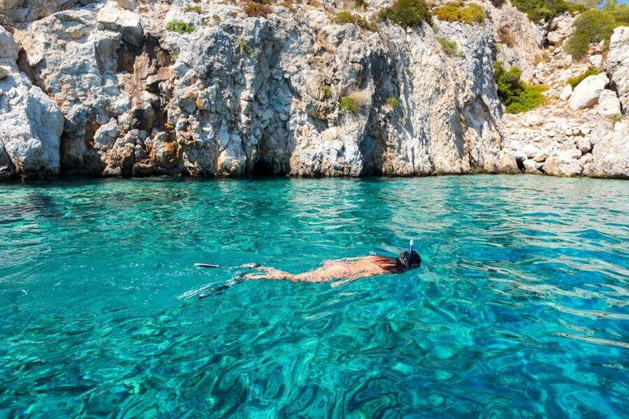 Athens: Swimming Cruise with Lunch, Wine & Live DJ on Board - What $118 really gets you